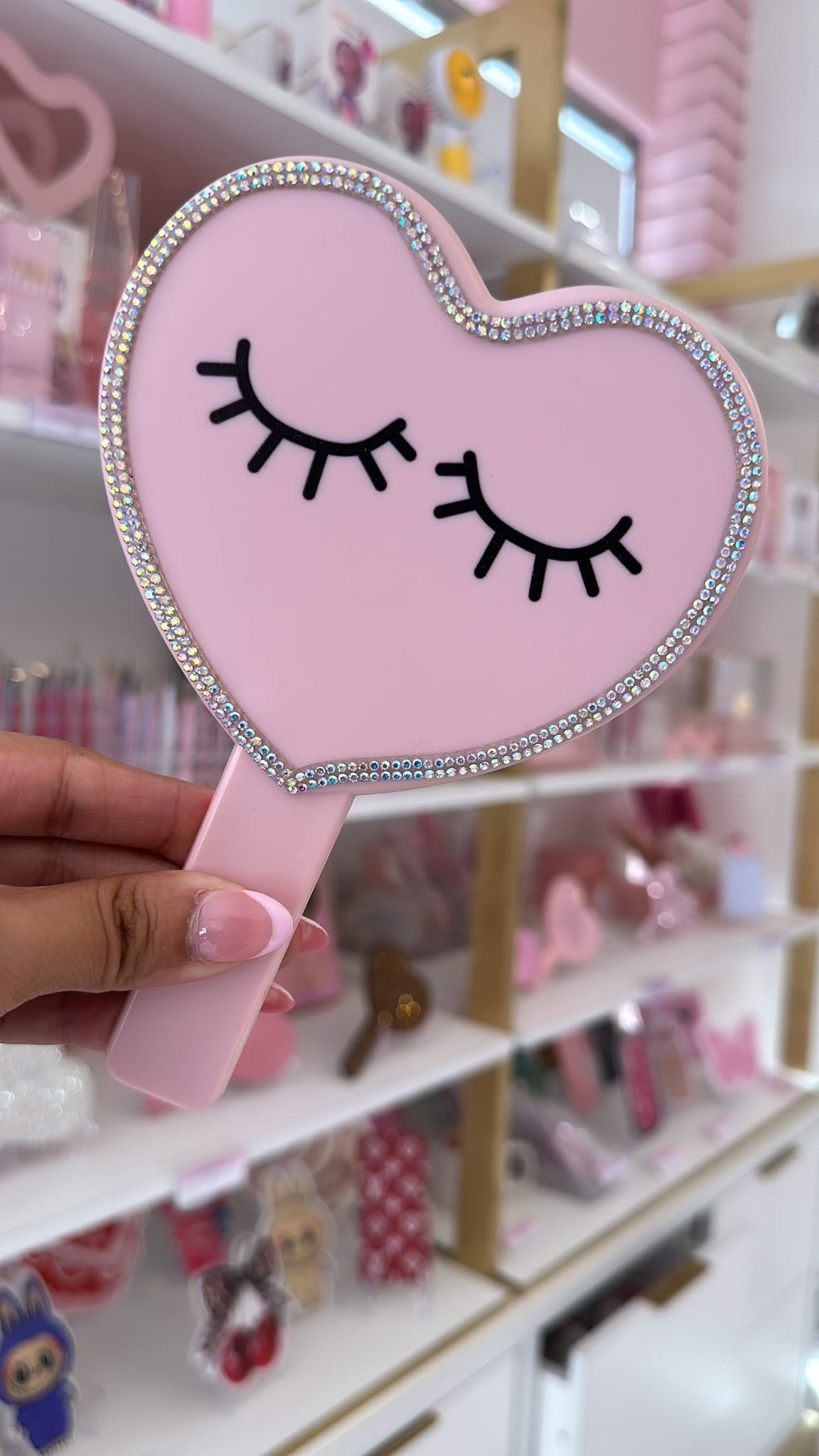 Lash mirror