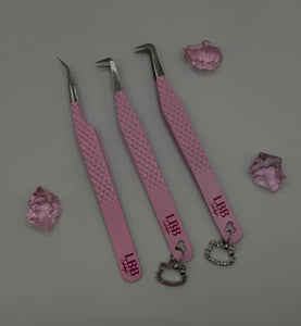 Hello Kitty Charm Tweezers🎀