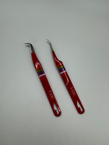 Chucky Hello Kitty Duo Tweezer Set